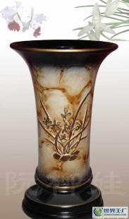 漆彩蘭花盆與韓式設(shè)計(jì) 典雅養(yǎng)蘭的藝術(shù)容器選擇